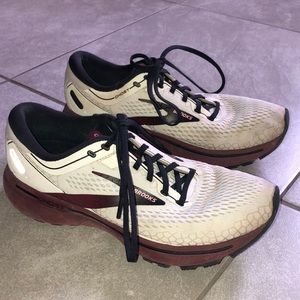 Brooks Ghost Running Shoes